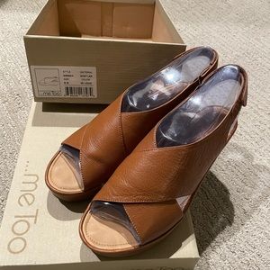 me too Wedge Sandals Size 8